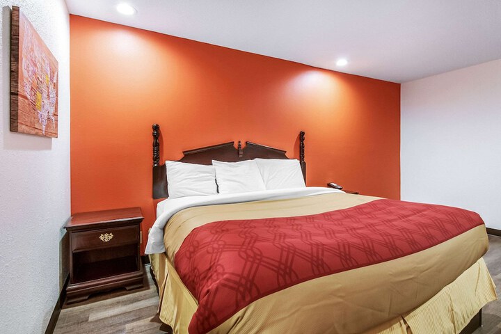 Econo Lodge Franklin