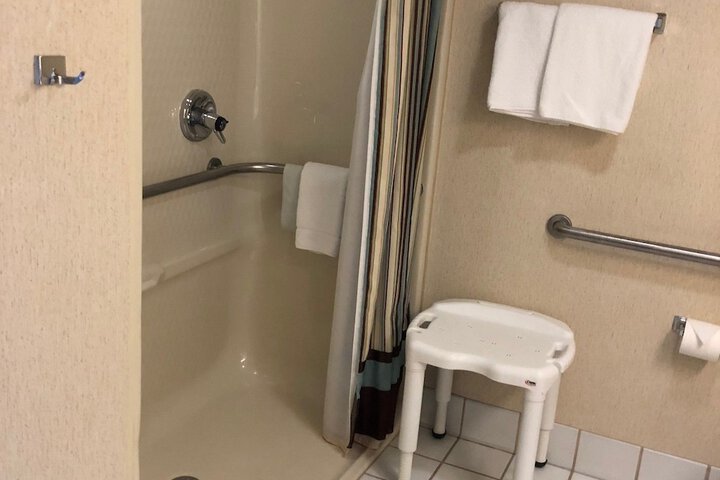 Room 8 of 29