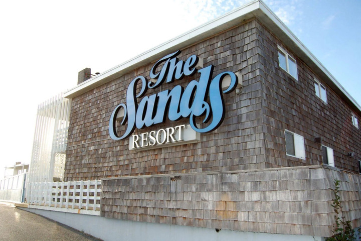 THE SANDS RESORT