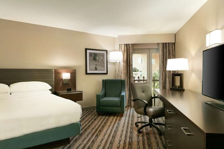 Room 41 of 62