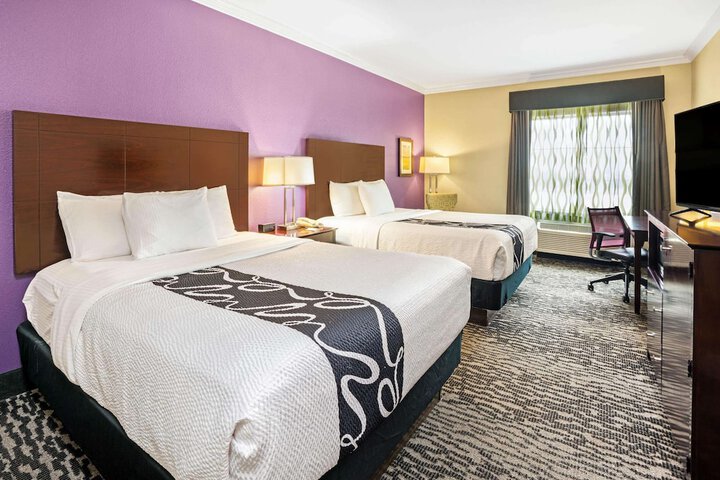 Room 20 of 33