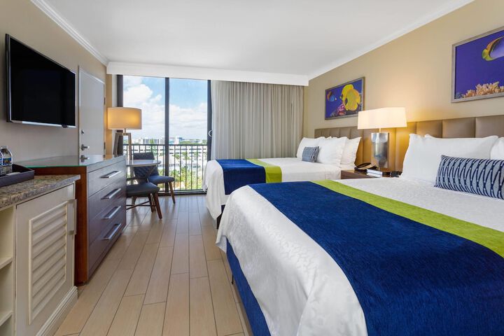 Wyndham Deerfield Beach Resort