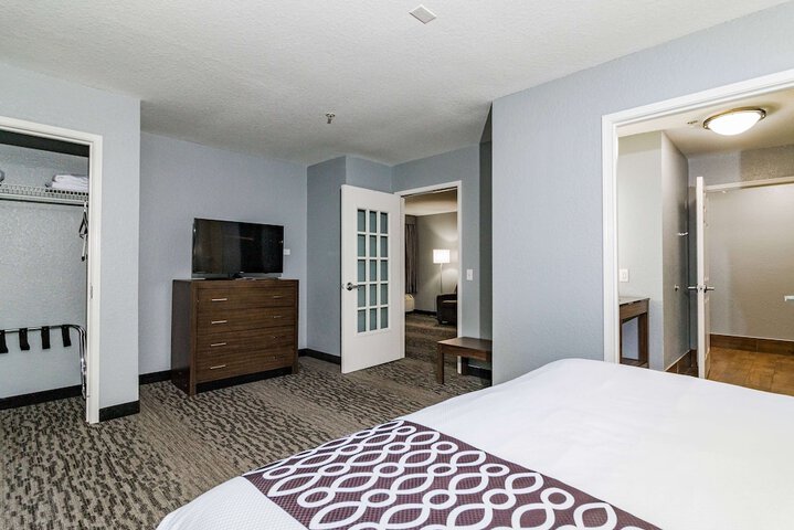 La Quinta Inn & Suites by Wyndham Tomball