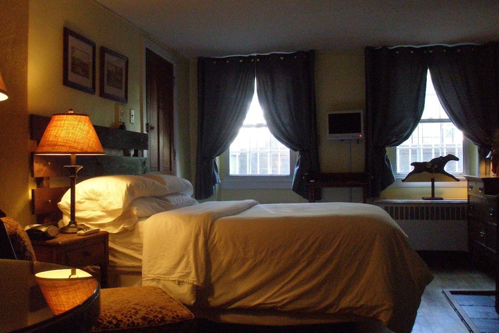 Room 118 of 238