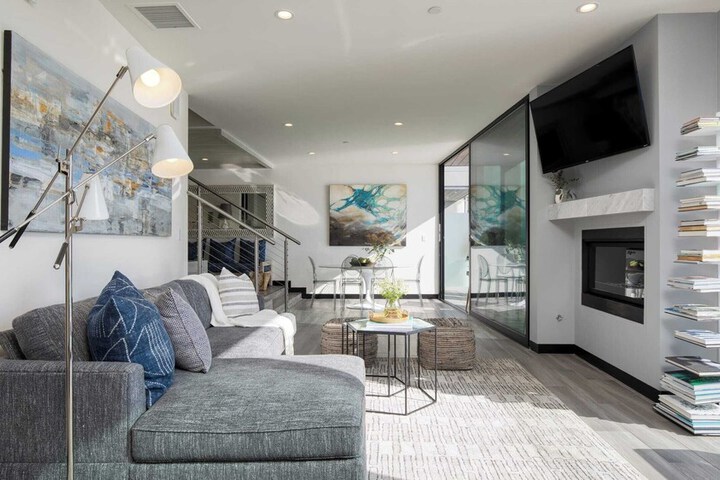 Matador by Avantstay Ocean Front Malibu Pad w / Rooftop Patio