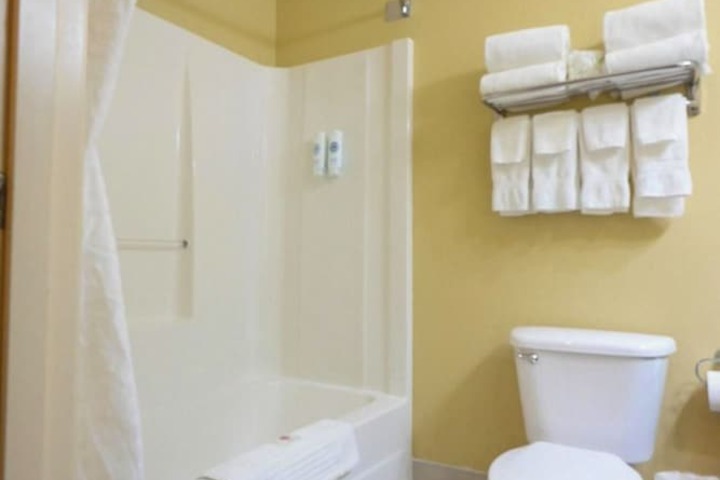 Comfort Inn Owatonna near Medical Center