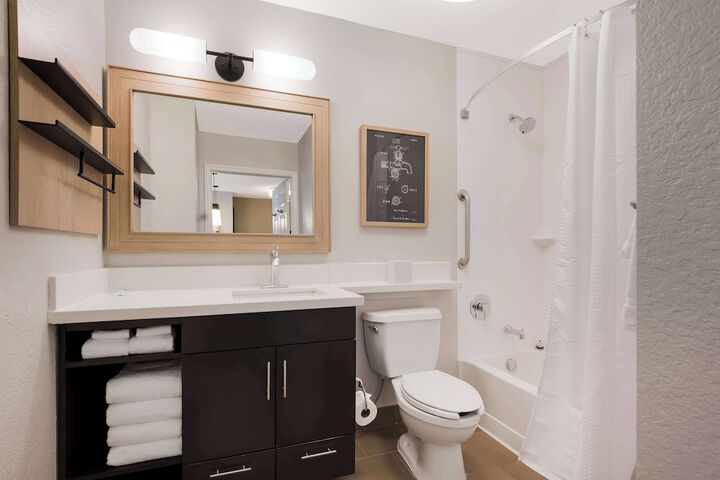 Sonesta Simply Suites Irvine East Foothill