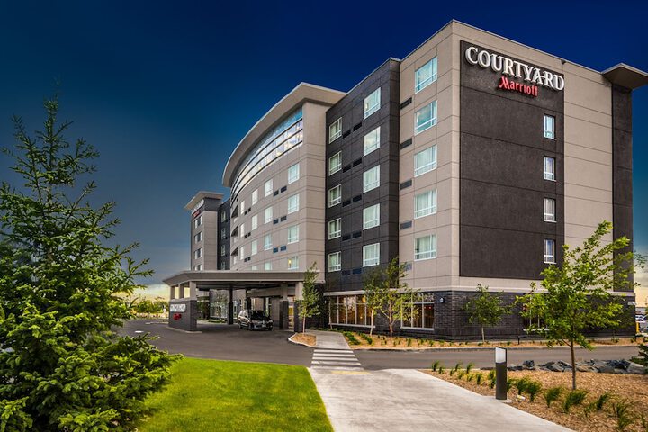 Courtyard by Marriott Winnipeg Airport