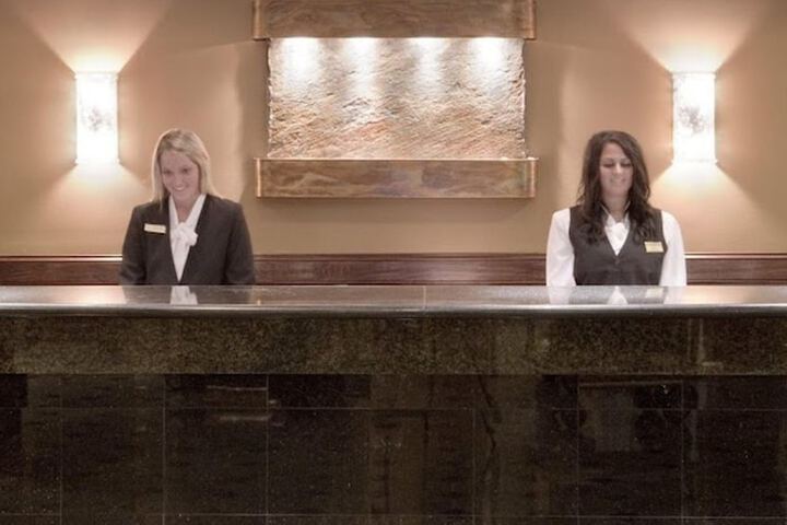 Crowne Plaza Cleveland Airport by IHG
