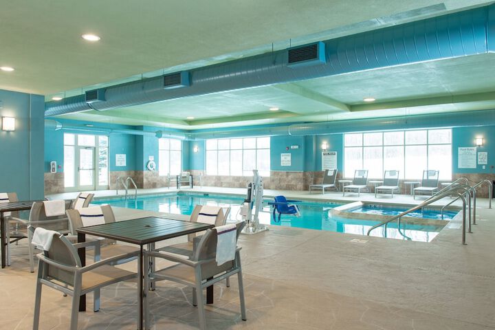 Pool 7 of 27
