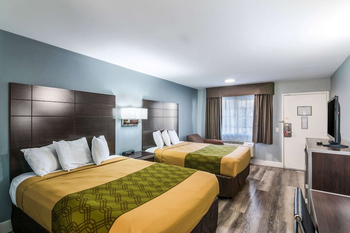 Room 19 of 47