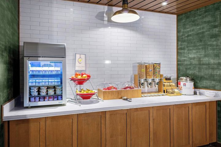 Fairfield Inn & Suites by Marriott Queensbury Glens Falls / Lake George Area