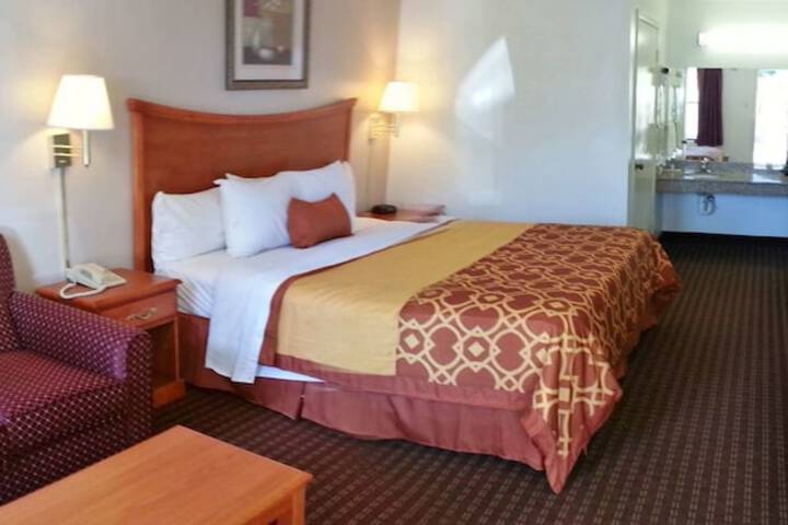 Room 21 of 26