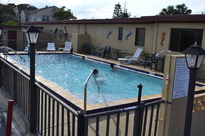 Pool 7 of 42