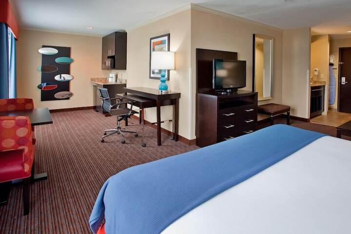 Room 25 of 45