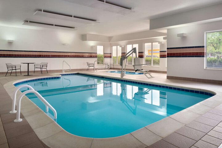 Pool 4 of 24