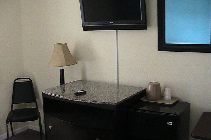 Room 10 of 35