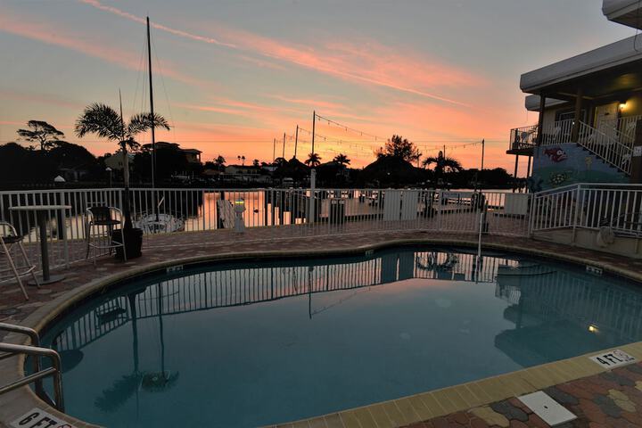 Pool 10 of 96