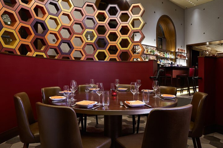Dining 62 of 70