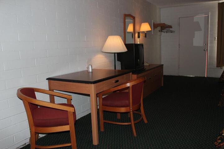 Room 20 of 25