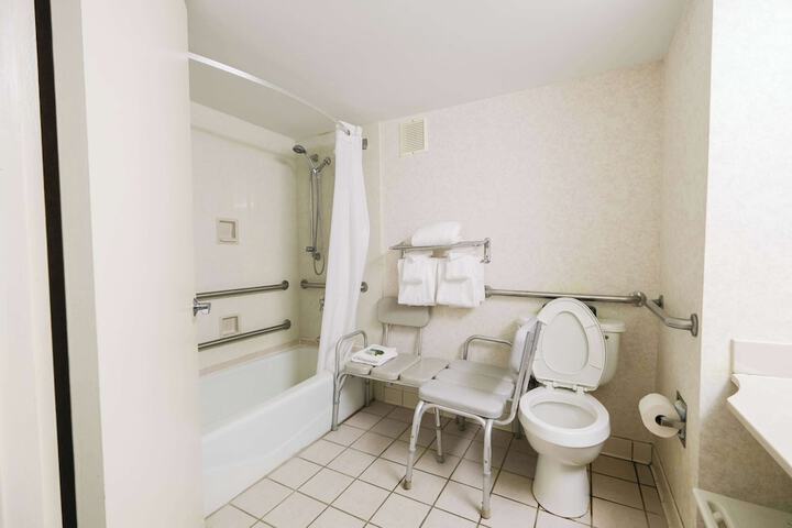 Room 80 of 113