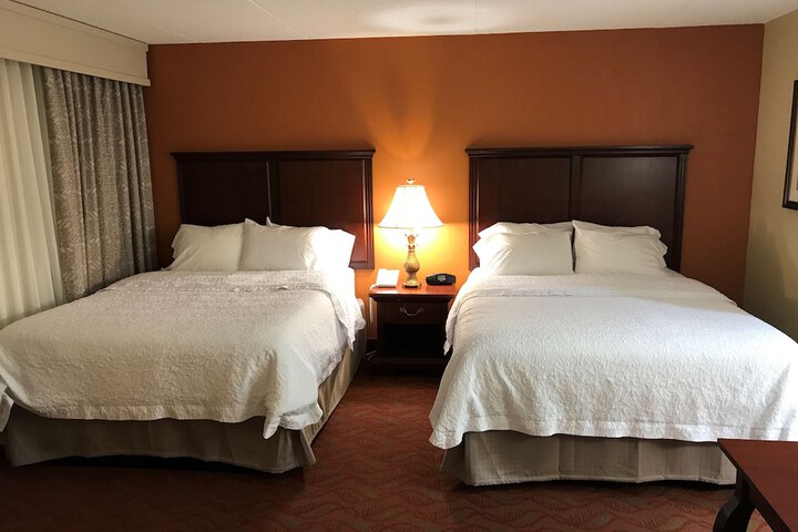 Room 9 of 30