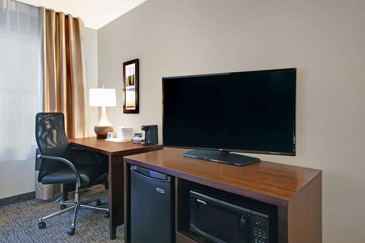Room 30 of 50