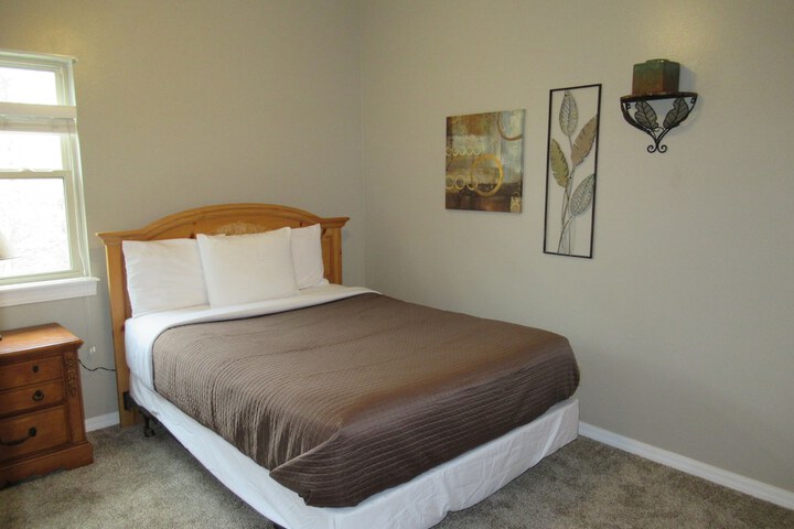 Candlewyck Cove Resort