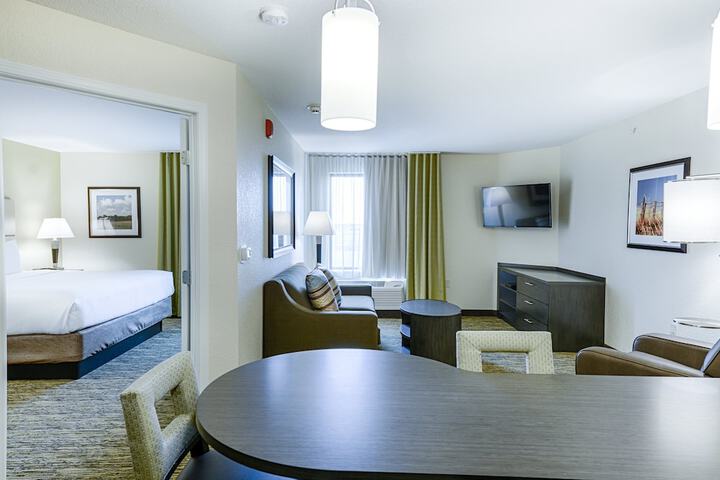 Room 21 of 26