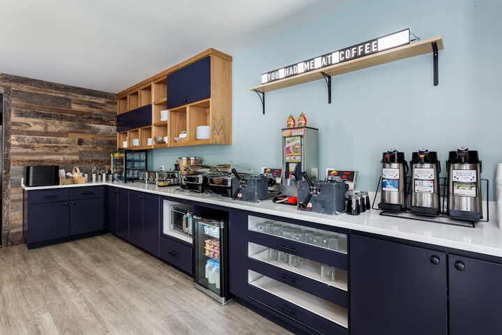 The Coho Oceanfront Lodge