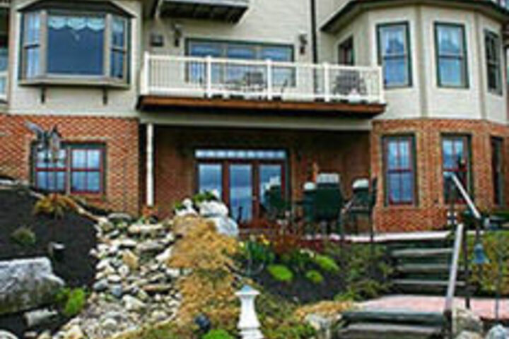 The Hurst House Bed and Breakfast