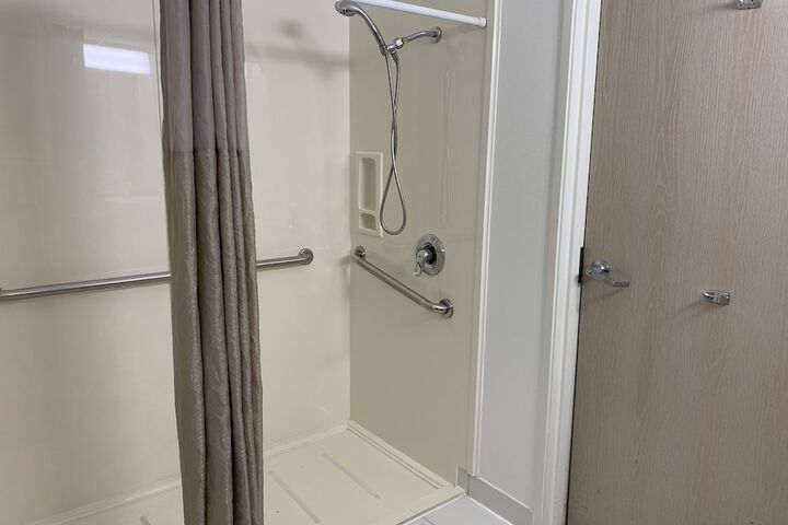 Room 32 of 56