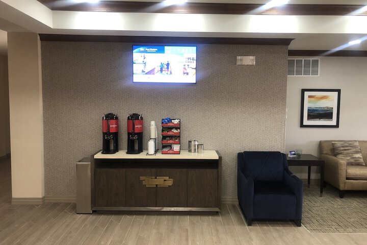 Best Western Plus Sparta Trail Lodge