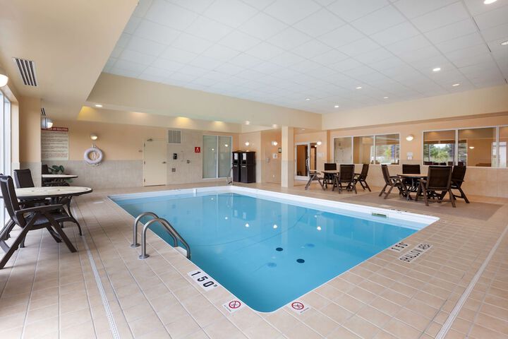 Pool 4 of 44