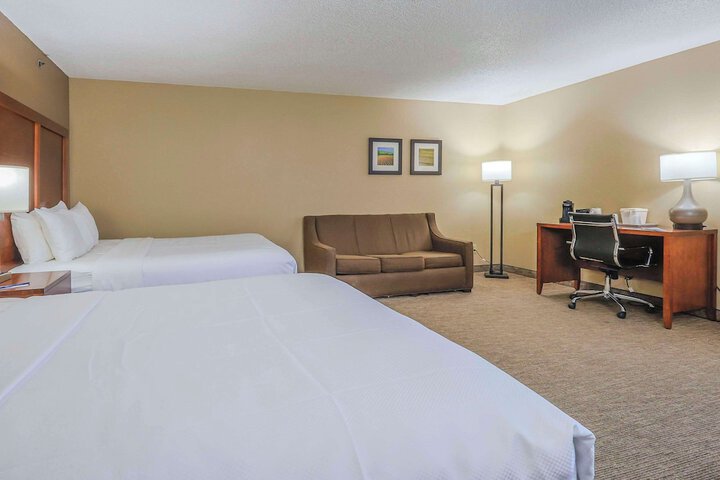 Room 9 of 23