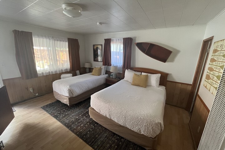 Room 33 of 133