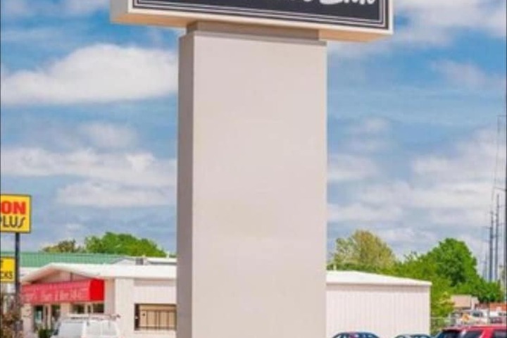 Stratford House Inns - Edmond