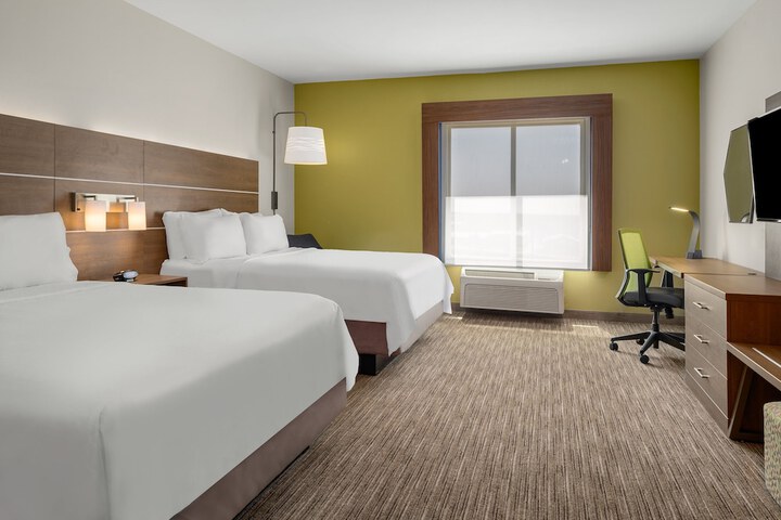 Room 17 of 35