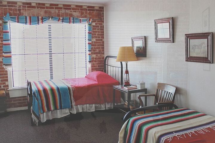 Room 13 of 21