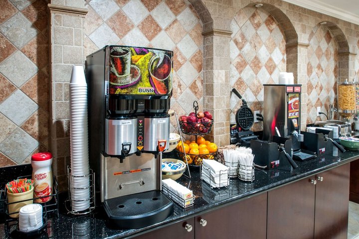 Breakfast/Coffee Service 34 of 40