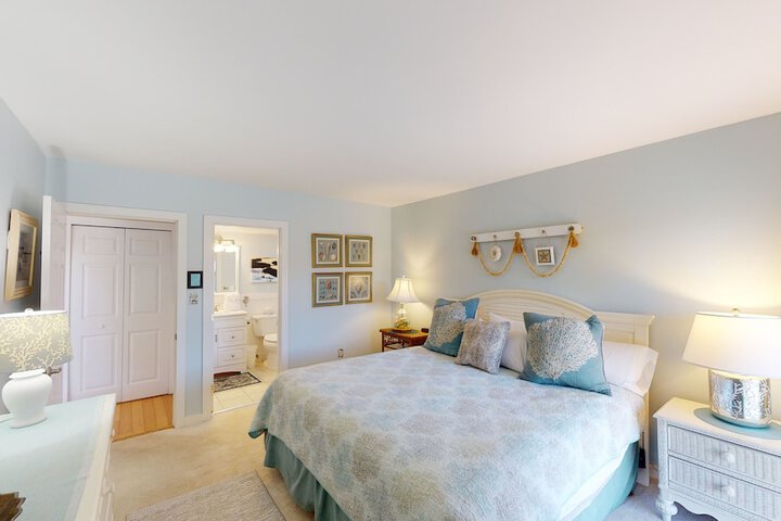 Litchfield Beach & Golf Resort