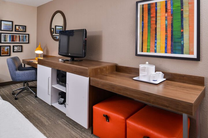 Room 54 of 69