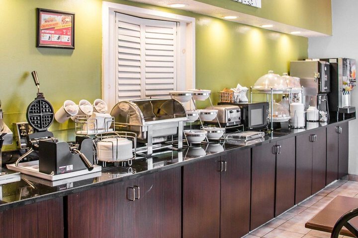 Breakfast/Coffee Service 14 of 19