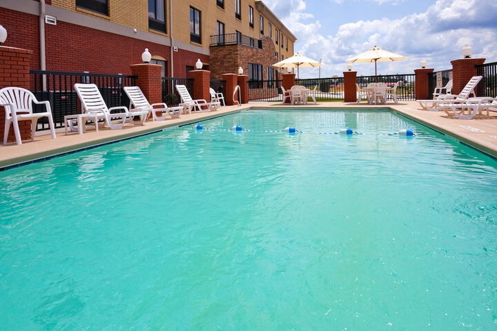 Pool 6 of 66