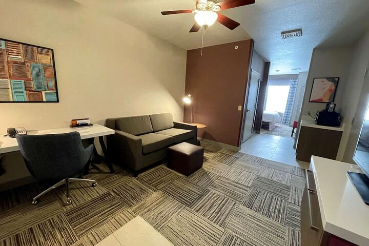 Room 43 of 65