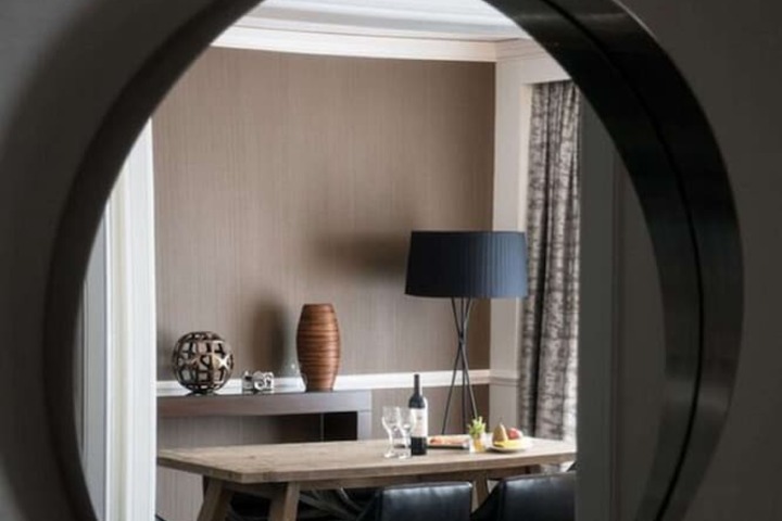 The Logan Philadelphia Curio Collection by Hilton