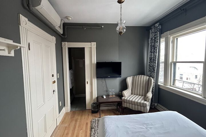 Room 56 of 69
