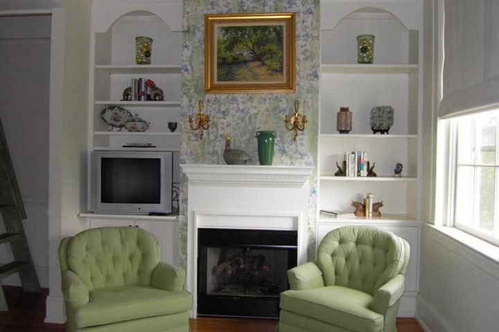 Room 14 of 27