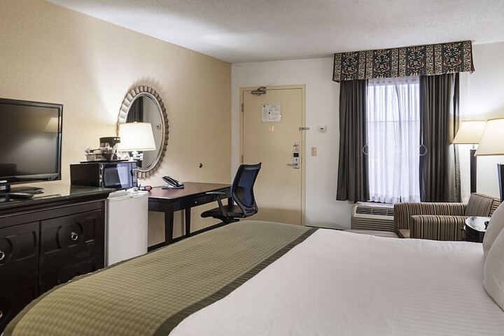 Room 16 of 45