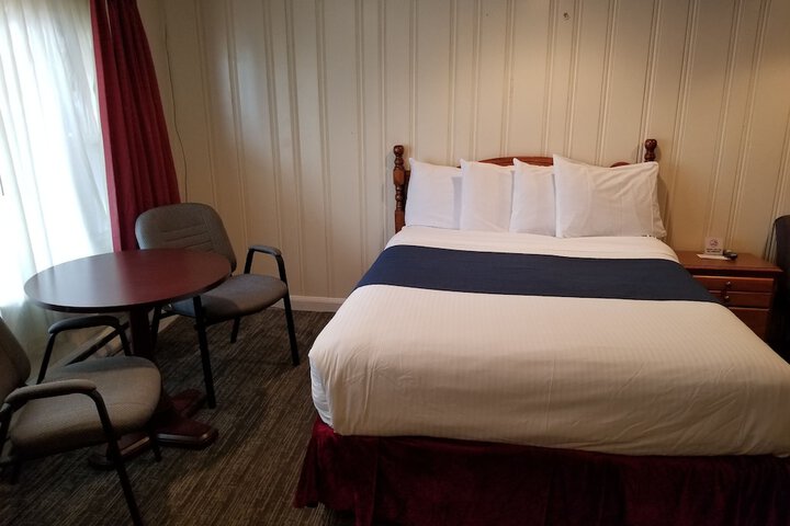 Room 6 of 22